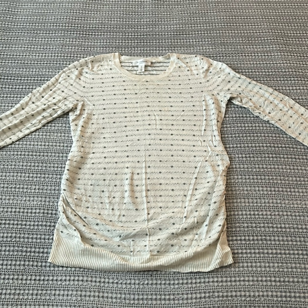 Super soft light weight knit sweater